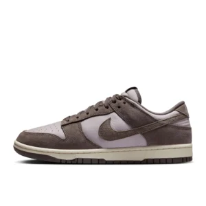 Nike Dunk Low SE